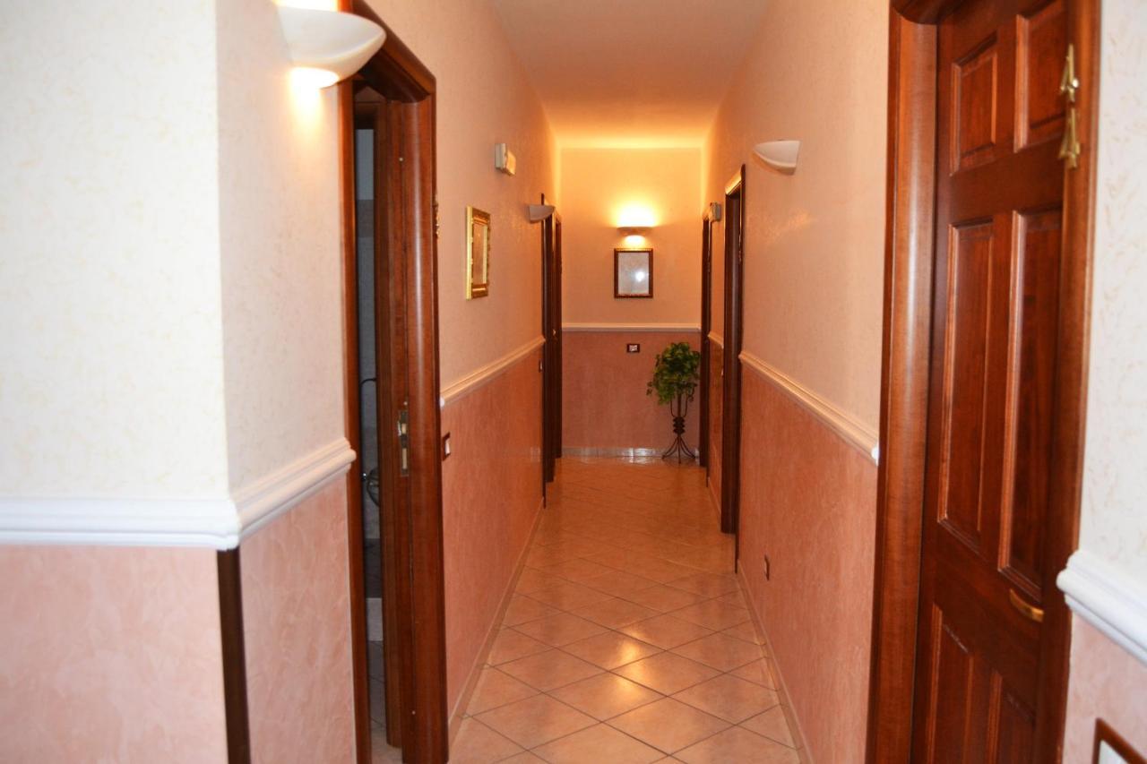 Hotel Ristorante L'Avvenire จิซเซเรีย ภายนอก รูปภาพ