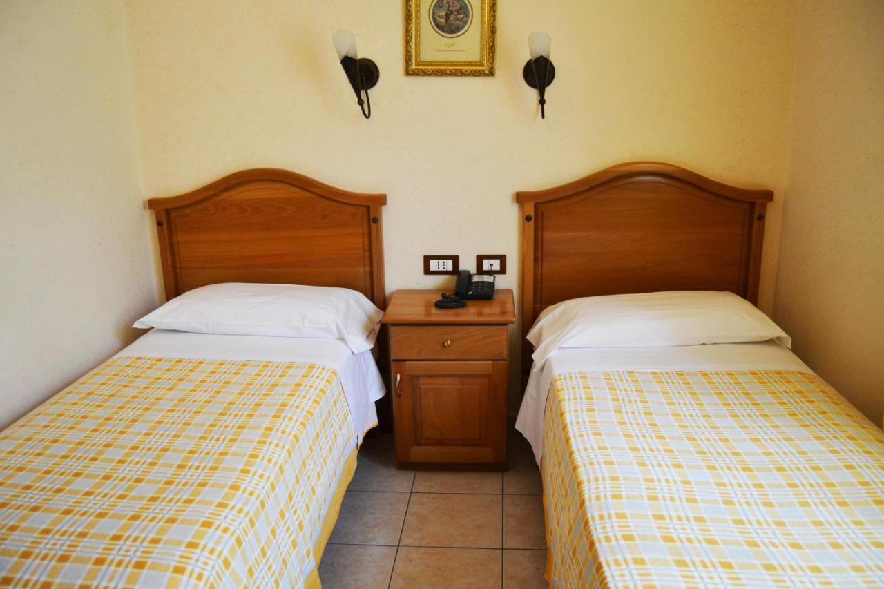 Hotel Ristorante L'Avvenire จิซเซเรีย ห้อง รูปภาพ
