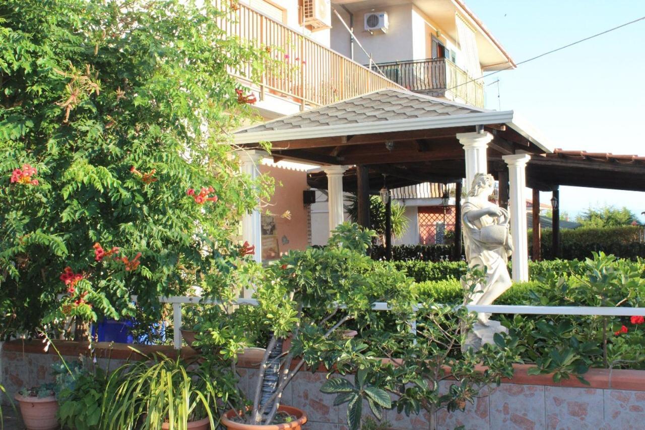 Hotel Ristorante L'Avvenire จิซเซเรีย ภายนอก รูปภาพ