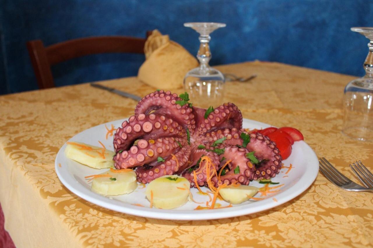 Hotel Ristorante L'Avvenire จิซเซเรีย ภายนอก รูปภาพ